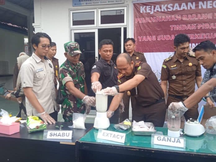 kejari_asahan_musnahkan_narkoba_senilai_rp4_miliar