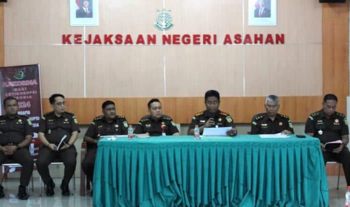 kejari_asahan_tuntaskan_43_kasus_korupsi_selama_2024