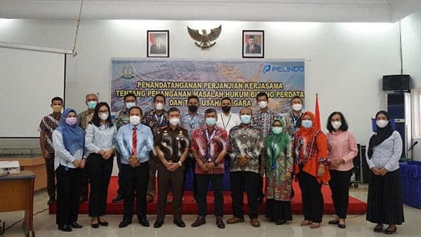 kejari_belawan_pt_pelindo_teken_mou_penanganan_hukum
