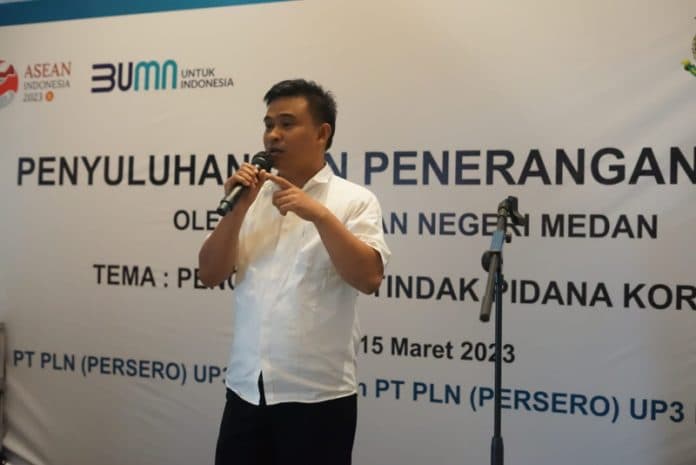 kejari_medan_gelar_penyuluhan_hukum_pada_pegawai_pln