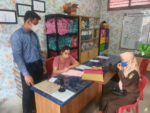 kejari_medan_terima_berkas_tersangka_korupsi_kredit_macet_notaris_rp395_m