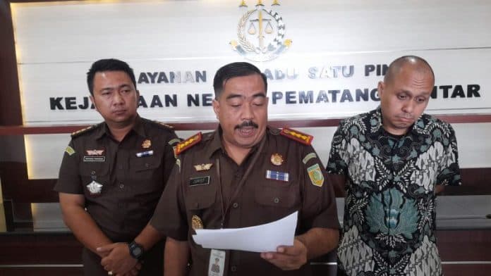kejari_siantar_tidak_lakukan_penahanan_terhadap_tiga_tersangka_korupsi_ring_road