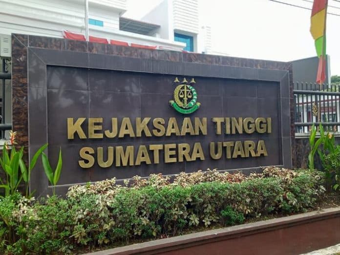 kejatisu_masih_nantikan_pelimpahan_tahap_ii_tersangka_ninawati