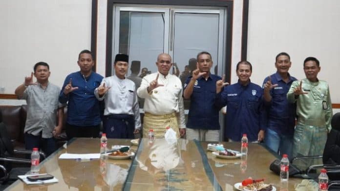 kejurnas_drag_bike_2024_di_langkat_pj_bupati_faisal_hasrimy_dorong_manfaat_ekonomi_bagi_masyarakat