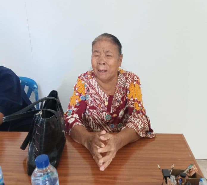 keluarga_pembunuhan_di_bandar_datangi_dinas_kesehatan_minta_gaji_korban_dialihkan_ke_negara