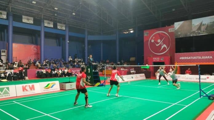 kemenangan_sausan_dwi_pastikan_tim_bulutangkis_beregu_putri_jateng_raih_emas_pon