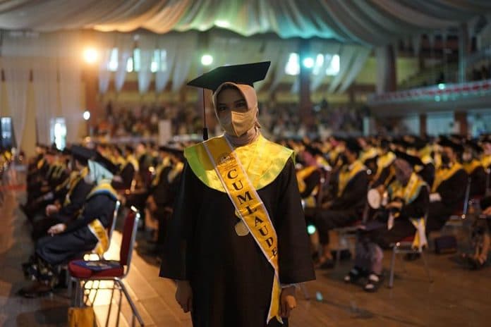 kemendikbudristek_luncurkan_kip_kuliah_digital