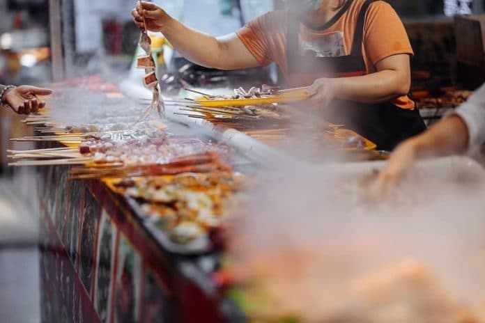 kemenparekraf_sebut_potensi_industri_kuliner_ramadhan_kali_ini_sangat_besar