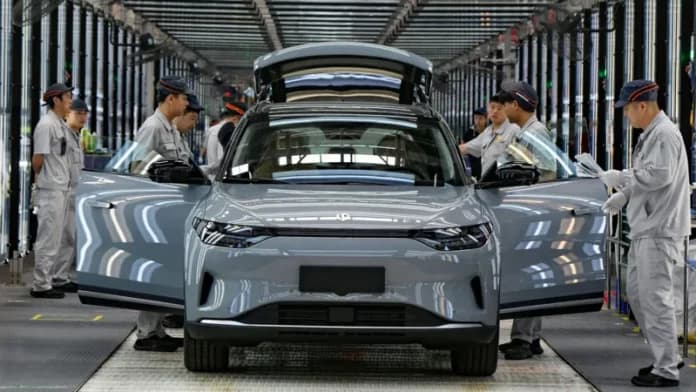 kendaraan_listrik_china_ancam_industri_otomotif_as_biden_didesak_hentikan_impor