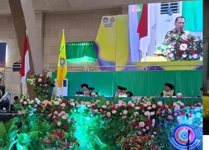 kepala_lldikti_wilayah_i_sumut_sampaikan_3_hal_penting_di_acara_wisuda