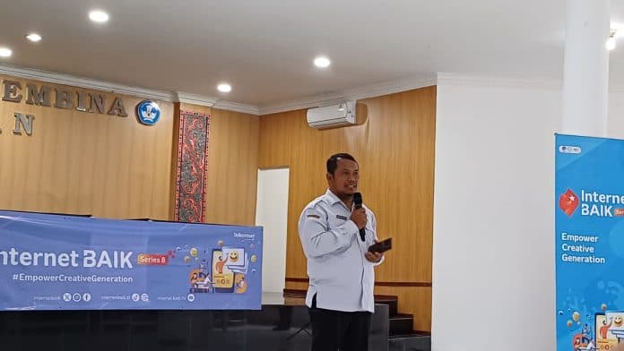 kepala_slb_negeri_pembina_transformasi_digital_sekolah_sebagai_tuntutan_zaman