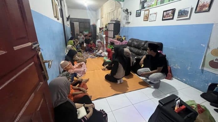 kepedulian_sosial_sharesmile_berbagi_takjil_dan_buka_bersama_di_panti_asuhan