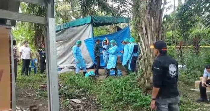 keperluan_otopsi_makam_siswa_smp_negeri_1_stm_hilir_diekshumasi