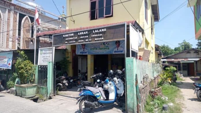 kepling_pilih_kasih_warga_lingkungan_1_berencana_demo_ke_kantor_lurah_lalang