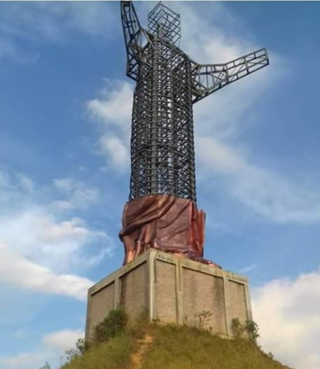 kerangka_patung_yesus_tarutung_akan_dirobohkan