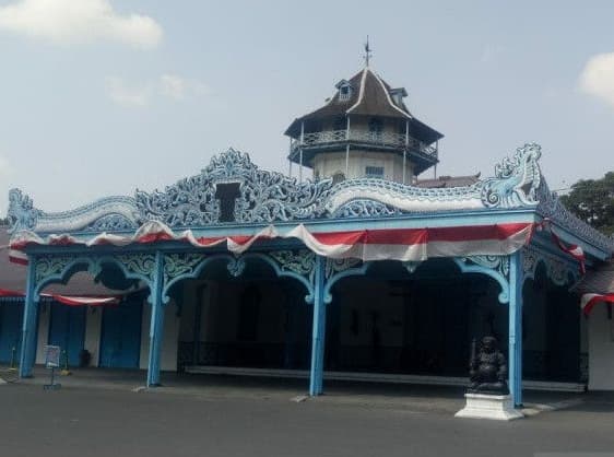 kericuhan_kembali_terjadi_di_keraton_surakarta_sejumlah_orang_terluka