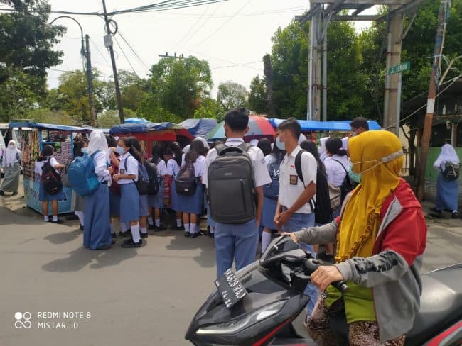 kerumunan_siswa_pulang_sekolah_cabdisdik_siantar_kami_akan_evaluasi