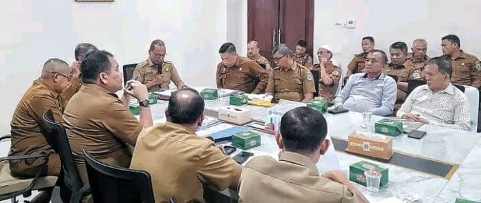 kesepakatan_pemkab_tapteng_dan_dprd_untuk_atasi_miskomunikasi
