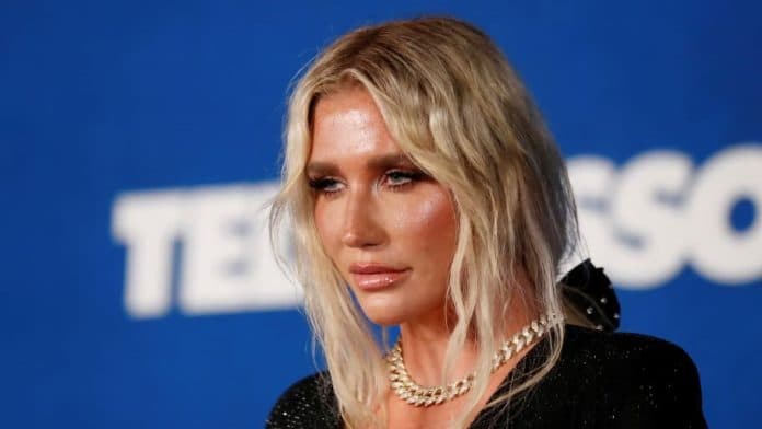 kesha_alami_komplikasi_pasca_jalani_egg_freezing
