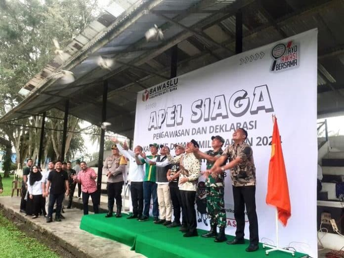 ketua_bawaslu_batu_bara_ingatkan_jajaran_pengawas_jaga_kesehatan_dan_integritas