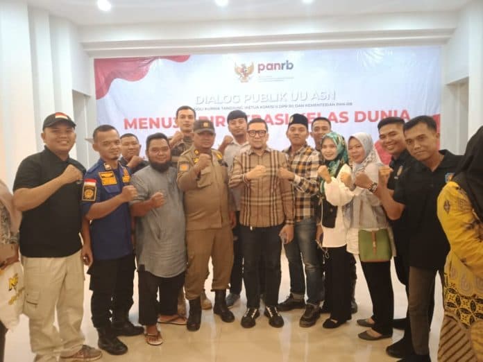 ketua_dpd_fkbpppn_asahan_soroti_kepatuhan_hukum_dalam_pengangkatan_pol_pp_sebagai_pns