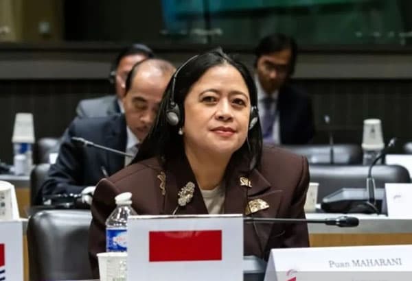 ketua_dpr_ri_terisak_saat_pidato_di_rapat_paripurna_terakhir