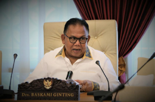 ketua_dprd_sumut_kalau_di_kerumunan_tetaplah_pakai_masker