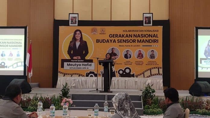 ketua_komisi_i_dpr_ri_minta_masyarakat_membudaya_gerakan_sensor_mandiri_saat_menonton_konten_internet