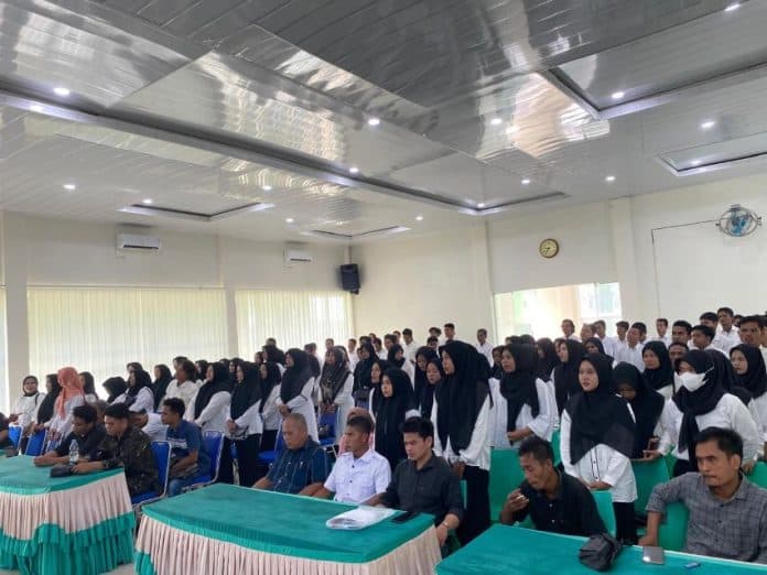 ketua_ppk_barumun_lantik_112_petugas_pantarlih_pilkada_2024