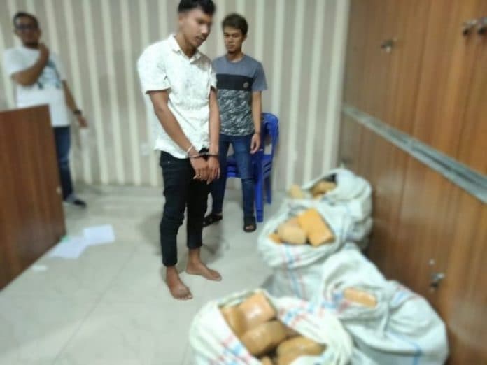 kilas_balik_warga_aceh_bawa_130_kg_ganja_dan_tabrak_pemotor_di_asahan