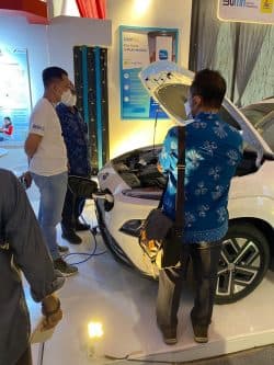 kim_expo_medan_fitur_layanan_dan_kendaraan_listrik_jadi_primadona_pengunjung