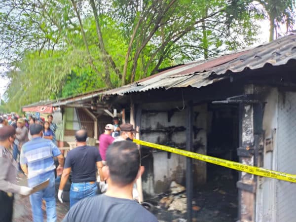 kios_dilalap_sijago_merah_istri_tewas_terbakar_di_tebingtinggi