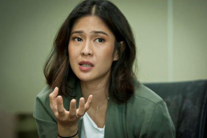 kisah_mualaf_dian_sastro_masuk_islam_gegara_pertanyaan_ini
