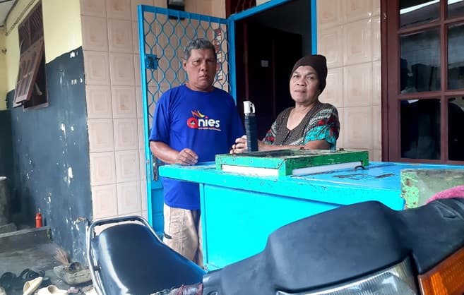 kisah_pasutri_siantar_yang_bertahan_jual_es_krim_tradisional_di_usia_senja