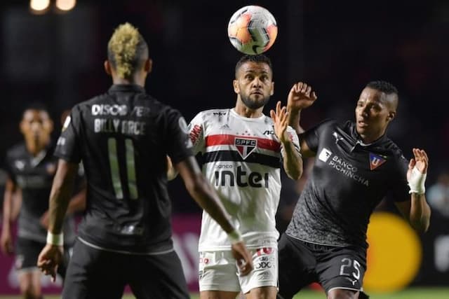 klub_klub_brasil_tawarkan_stadionnya_untuk_rawat_pasien_corona