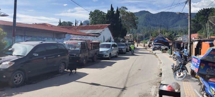 kmp_milik_asdp_tidak_beroperasi_wisatawan_menuju_samosir_kecewa