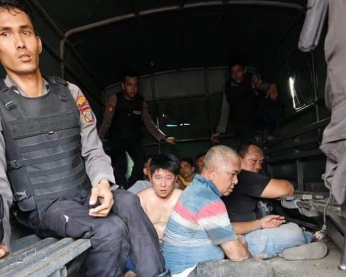 kodam_ibb_anggota_tni_di_mapolrestabes_medan_baru_ikut_gerebek_lokasi_judi_dan_narkoba