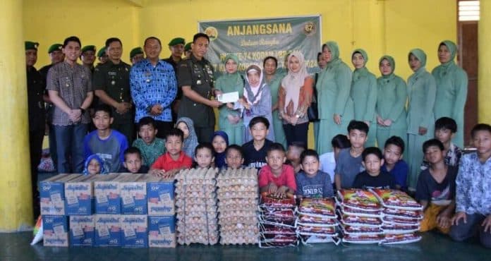 kodim_0204ds_berikan_santunan_ke_panti_asuhan_al_wasliyah_lubuk_pakam
