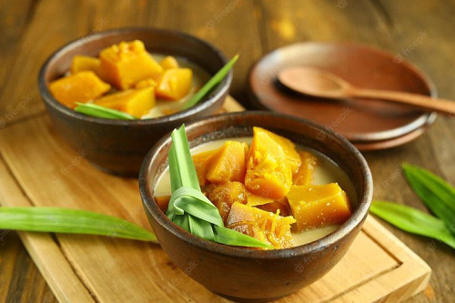 kolak_hingga_es_pisang_ijo_sajian_khas_buka_puasa_saat_ramadhan_tiba