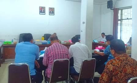 komisi_ii_pertanyakan_alasan_tirtauli_pakai_meteran_induk_impor
