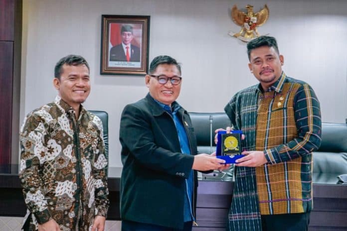 komit_majukan_dan_lindungi_ham_masyarakat_komnas_ham_apresiasi_bobby_nasution