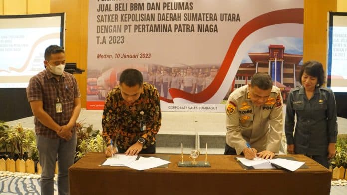 komitmen_ketersedian_bbm_dan_pelumas_pertamina_dan_polda_sumut_teken_mou