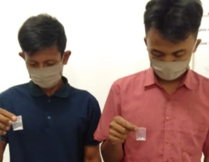 kompak_memegang_barang_terlarang_dua_warga_siantar_dan_simalungun_ditangkap_polisi