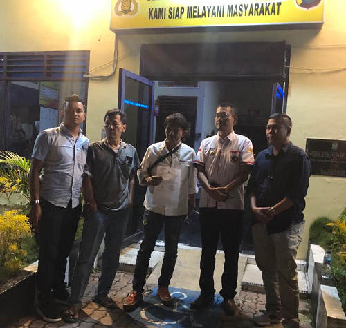 komunitas_gaja_mada_laporkan_bupati_dairi_dan_sekda_ke_polres