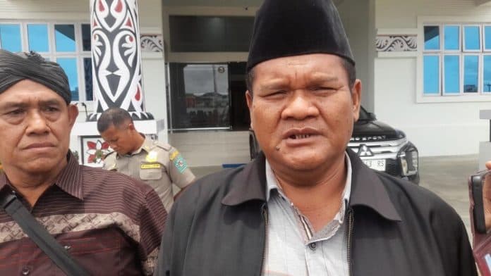 konflik_warga_dan_pangulu_baja_dolok_belum_usai_hari_ini_ketua_maujana_diundang_inspektorat_simalungun