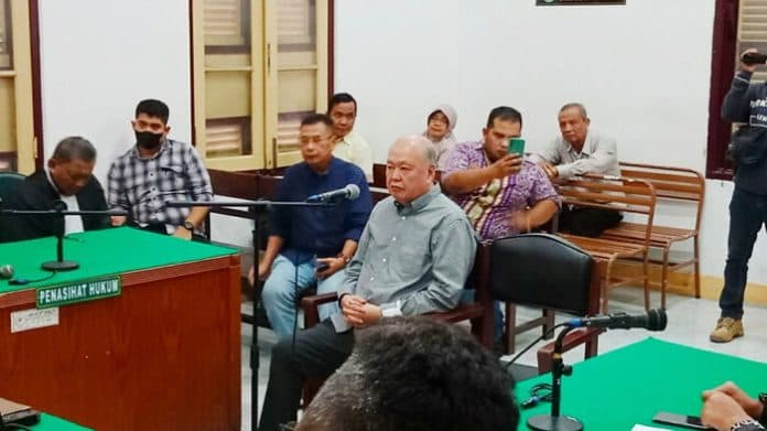 konglomerat_mujianto_belum_menyerahkan_diri_kejatisu_kemana_pun_akan_diburu