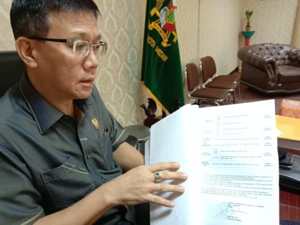 kop_surat_dan_stempel_terkesan_disalah_gunakan_pimpinan_dprd_medan_harus_ambil_tindakan