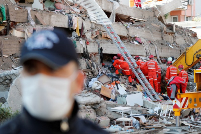 korban_gempa_turki_yunani_jadi_39_tewas_900_luka