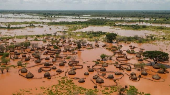 korban_tewas_akibat_banjir_di_kenya_bertambah_jadi_120_orang