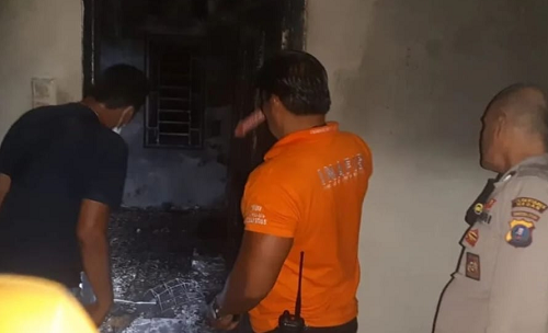 korsleting_listrik_satu_unit_rumah_di_jalan_meteorologi_iv_tembung_terbakar